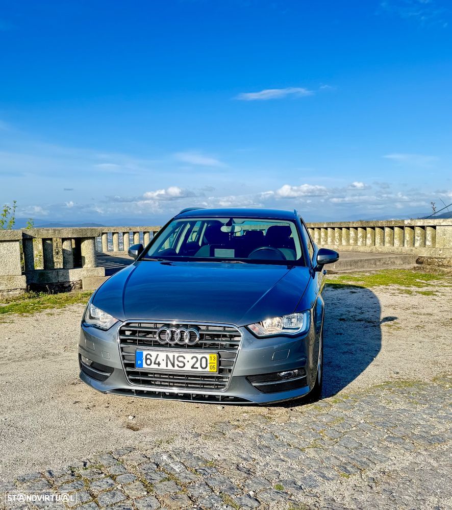 Audi A3 Sportback 1.6 TDI Attraction - 2