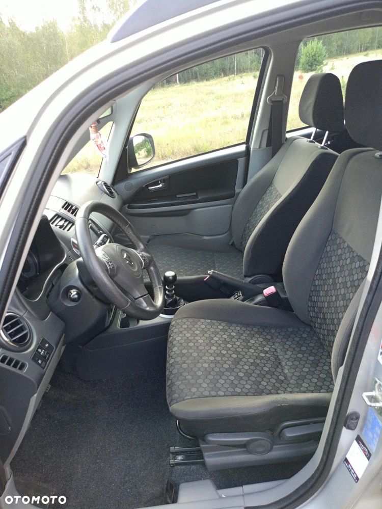 Suzuki SX4 2.0 DDiS Comfort 4WD - 11