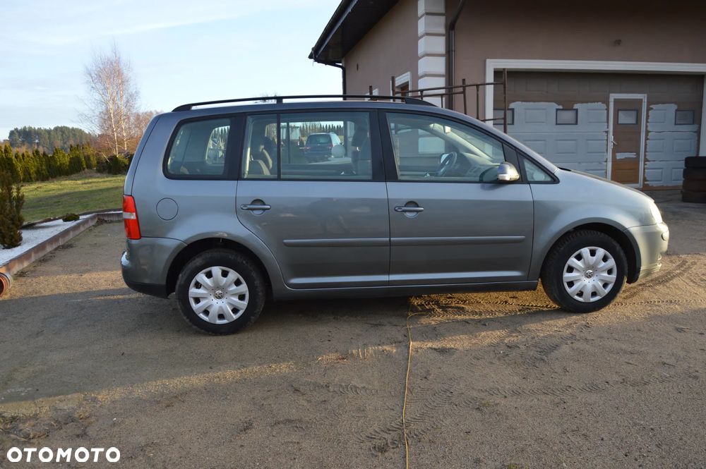 Volkswagen Touran 2.0 TDI Trendline - 7