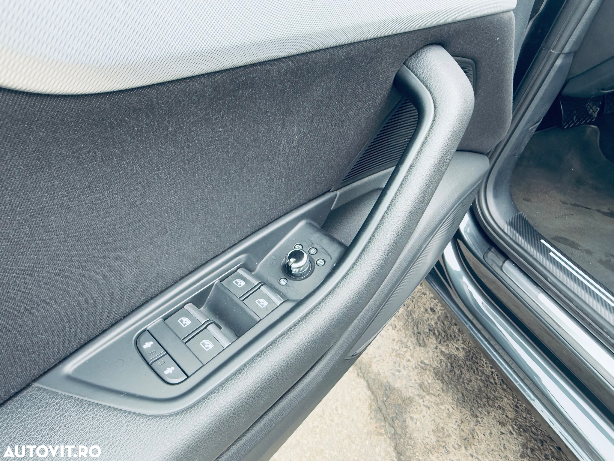 Audi A4 Avant 2.0 TDI ultra S tronic Design - 30