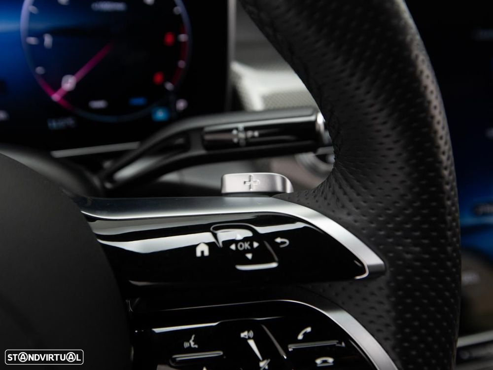 Mercedes-Benz GLC 300 d 4Matic - 24