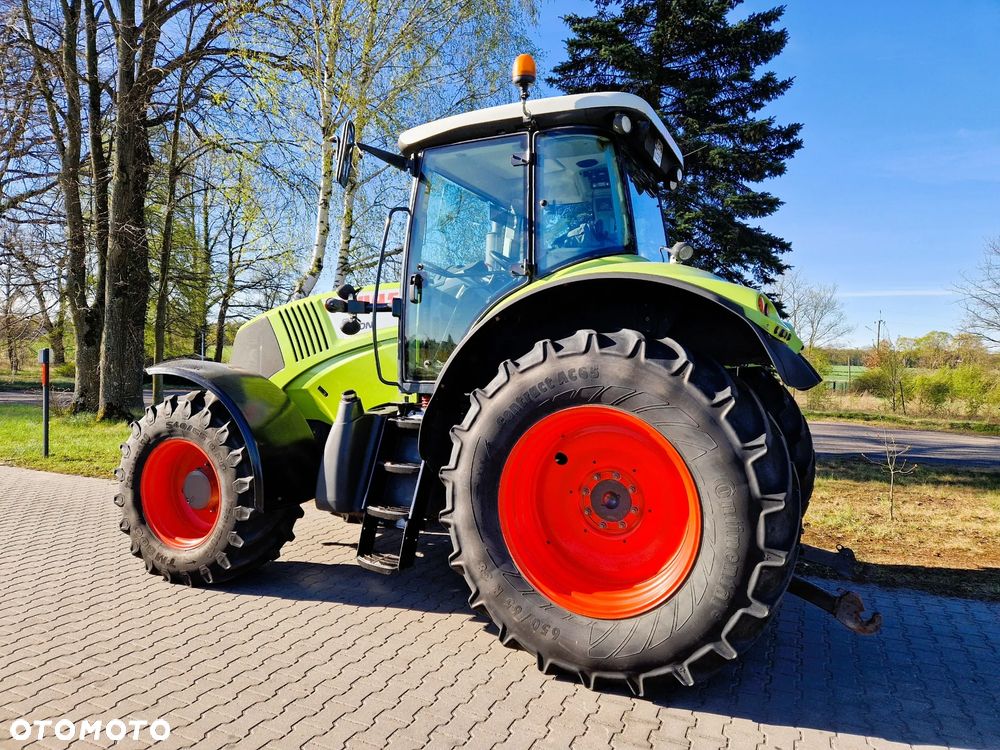 Claas Axion 810 - 3