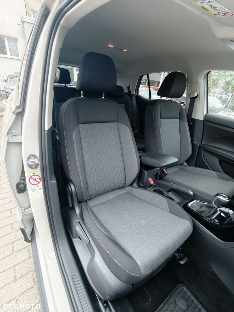 Volkswagen T-Cross - 24