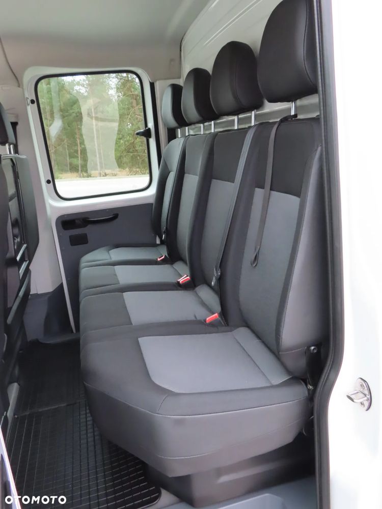 Iveco DAILY 50C18 DOKA Brygadowy MIXTO Dubel 7-Mio Os.+838 Kg Ład. Skrzynia Ładunkowa 3514 mm, Rozstaw Osi 4490 mm, DMC 3500 Kg, Kat. Prawa Jazdy B, Tylne Koła Bliźniacze WZMACNIANY, HAK 3500 Kg, Tempomat, Asystent Jazdy Stan Wizualny I Techniczny JAK NOWY Gotowy Dostępny OKAZJA POLECAM - 30