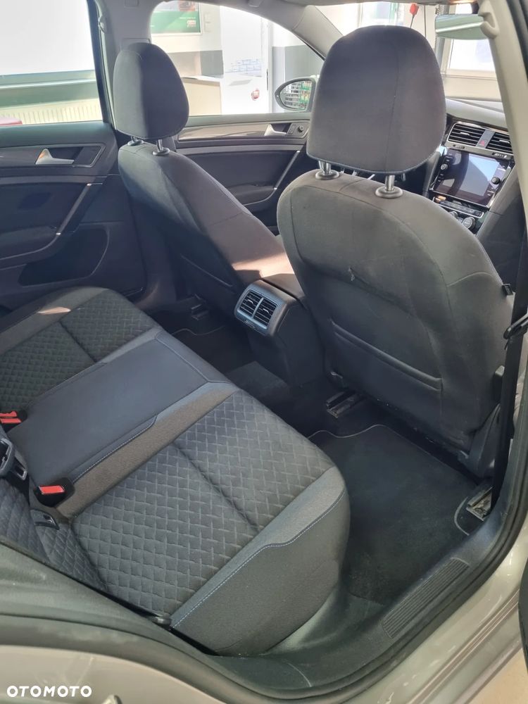 Volkswagen Golf 2.0 TDI Join - 16