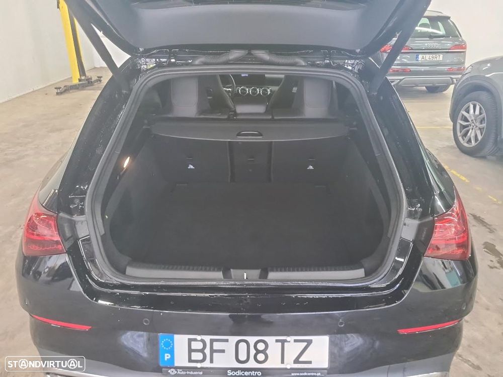 Mercedes-Benz CLA 180 d Shooting Brake AMG Line Aut. - 10