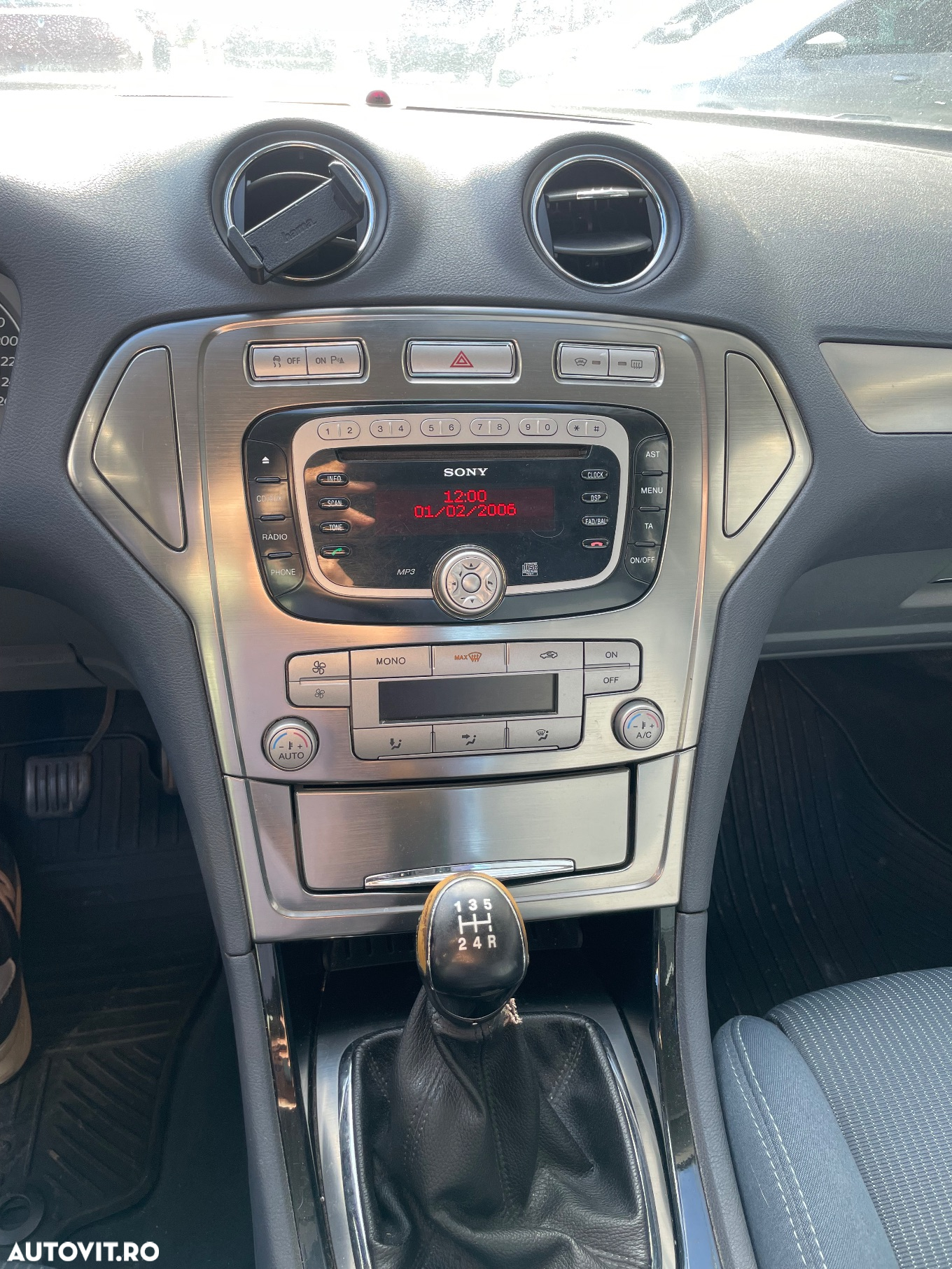 Ford Mondeo - 16