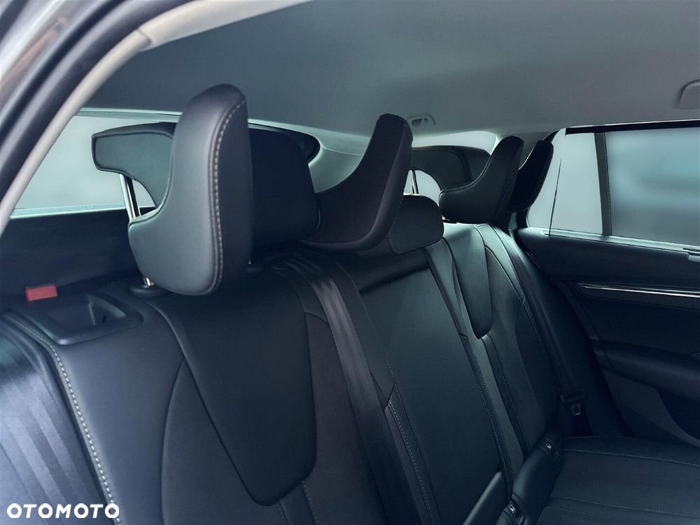 Skoda Octavia 2.0 TDI 4x4 Scout DSG - 32