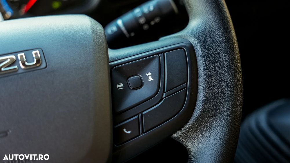 Isuzu M27 3.0 diesel - 15