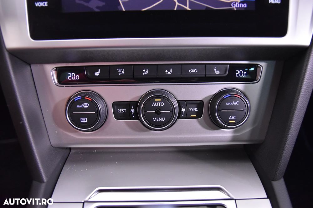 Volkswagen Passat Variant 2.0 TDI DSG Comfortline - 17