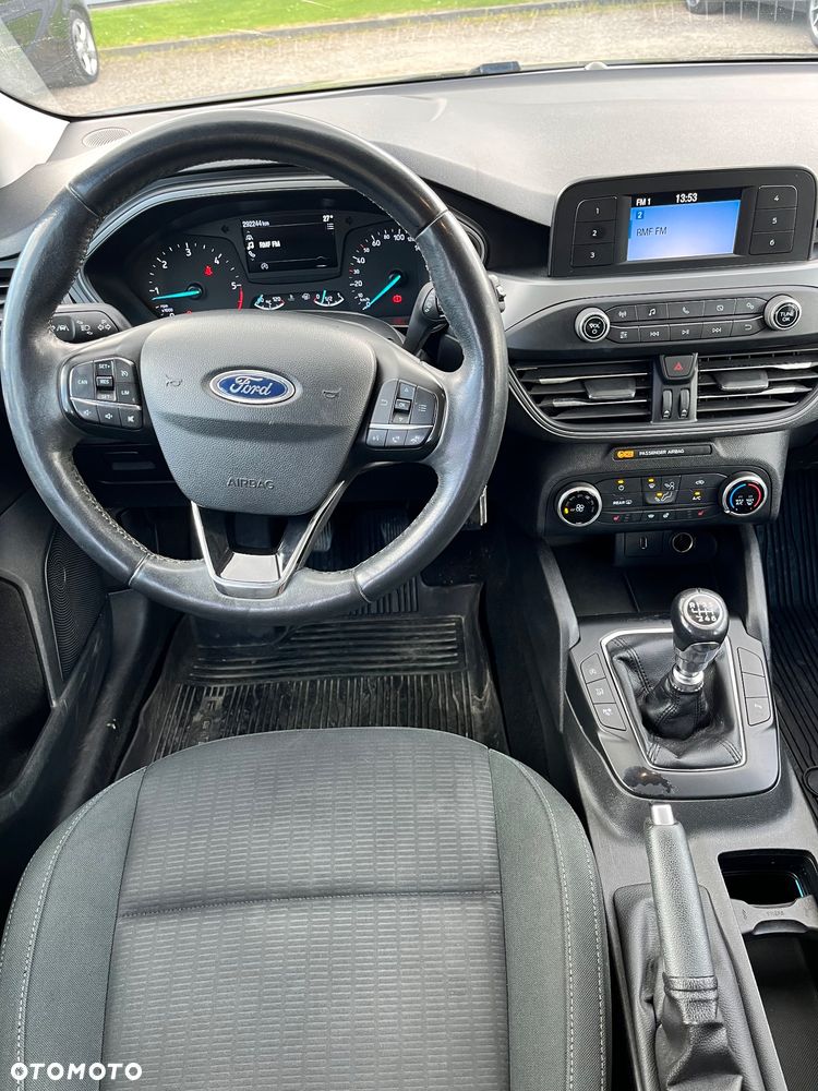 Ford Focus SW 1.5 TDCi Titanium - 10