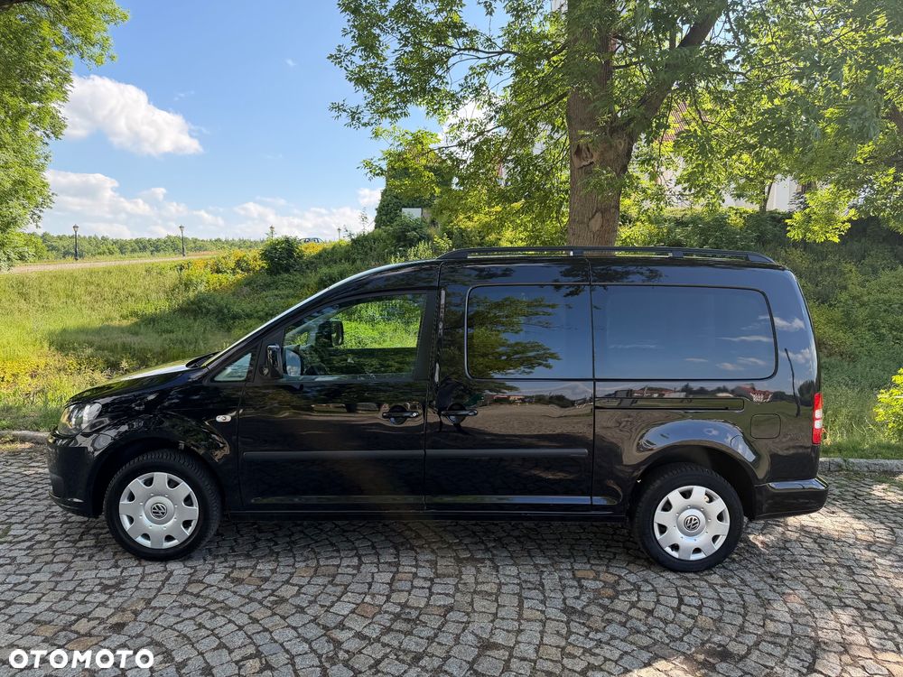 Volkswagen Caddy Maxi Comfortline BMT - 9