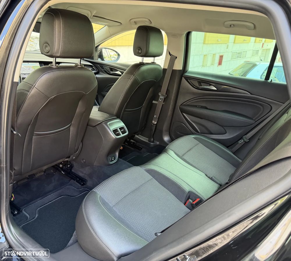 Opel Insignia Sports Tourer 1.5 T Ultimate - 26