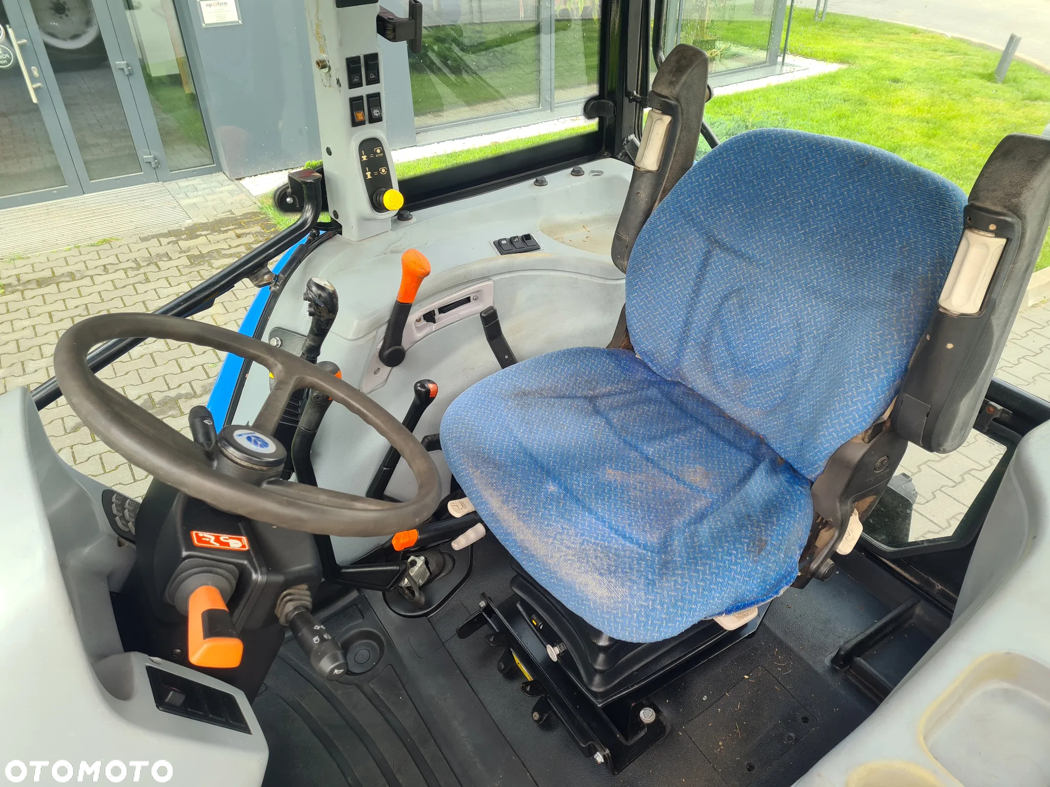 New Holland T5040 - 6