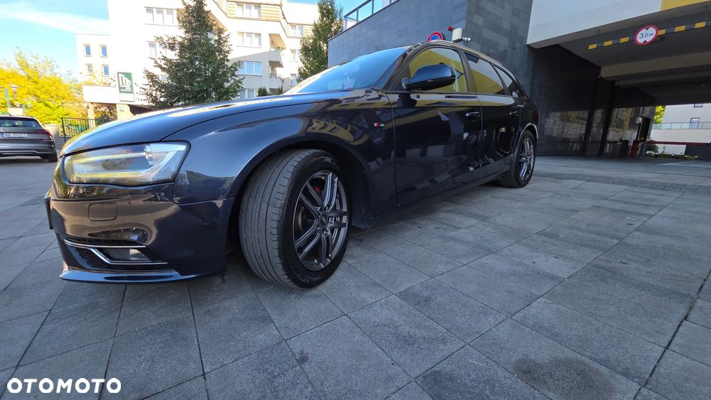 Audi A4 Avant 2.0 TDI - 6