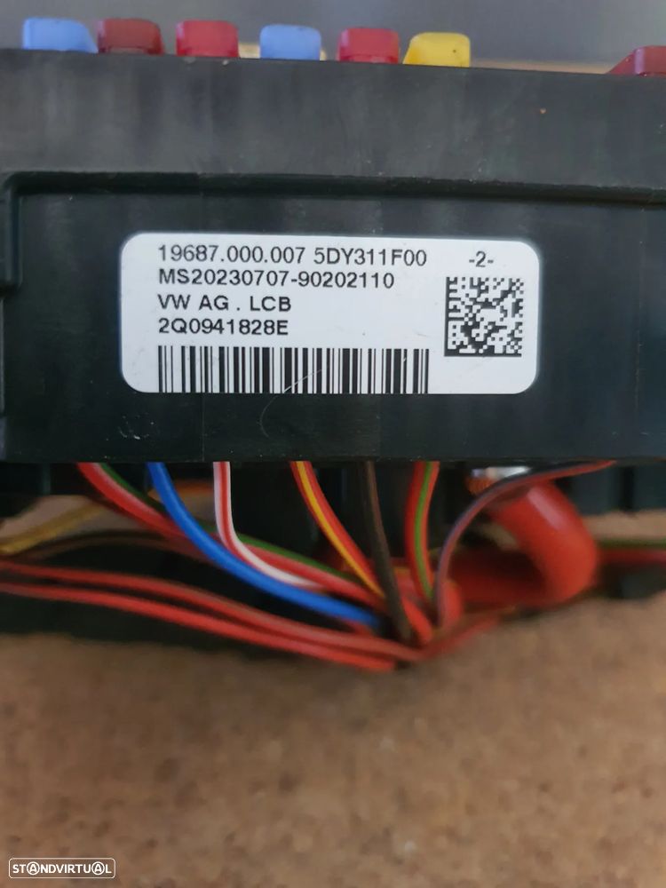 CAIXA FUSIVEIS VOLKSWAGEN POLO 2017- / 2Q0941828E - 2