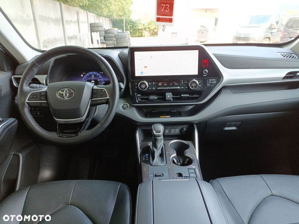 Toyota Highlander - 10