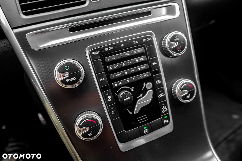 Volvo XC 60 D4 AWD Summum - 29