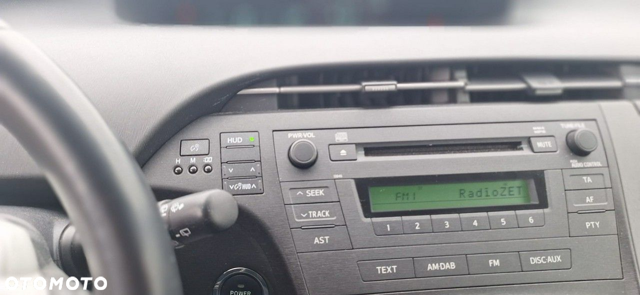 Toyota Prius - 15