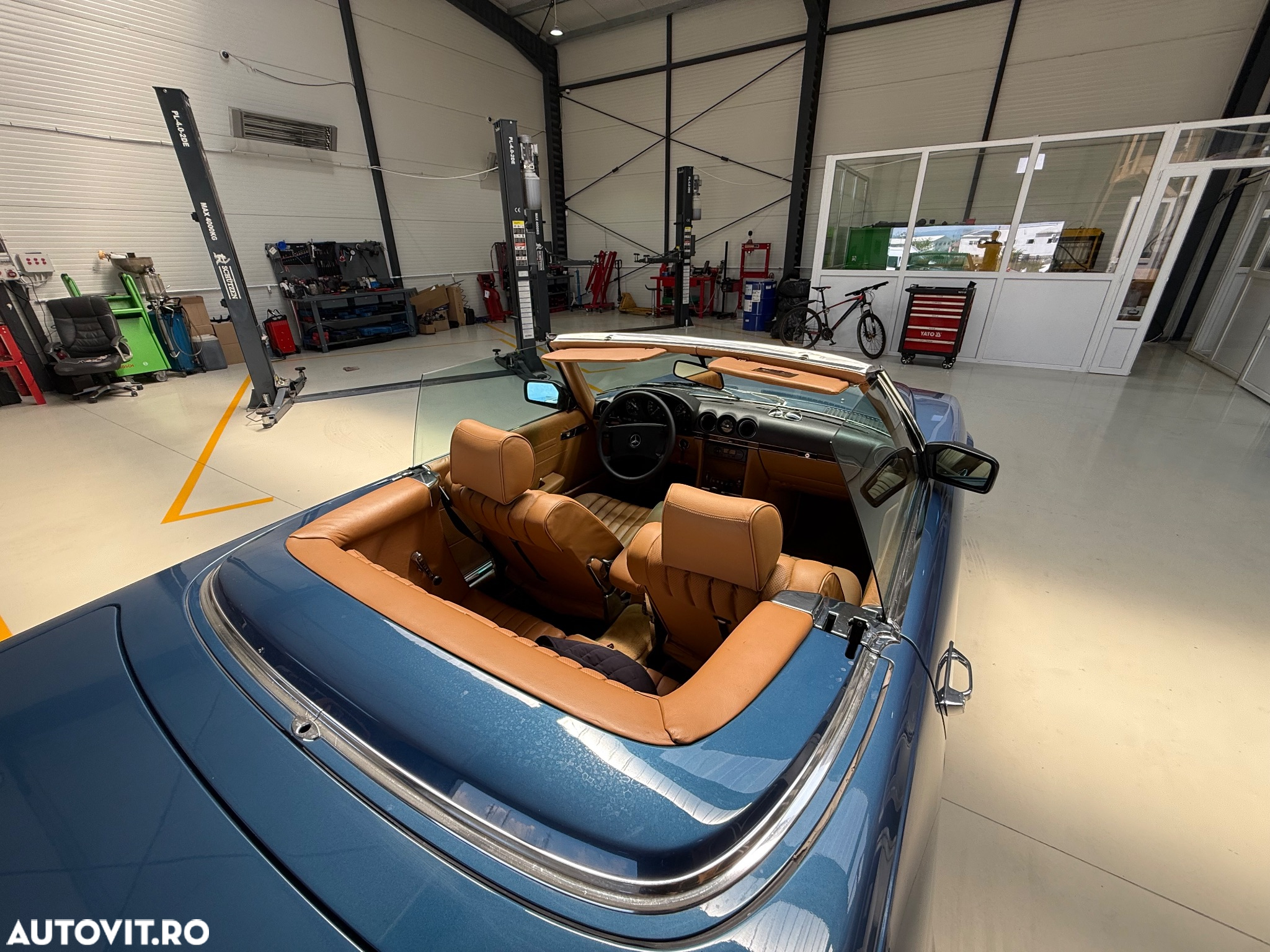 Mercedes-Benz SL - 17