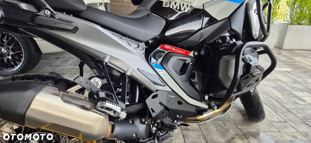 BMW R - 9
