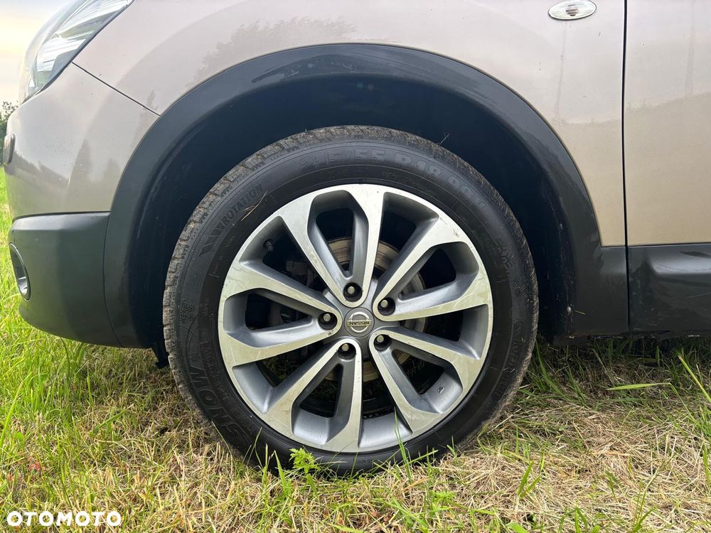 Nissan Qashqai 2.0 4x4 Lounge CVT - 27