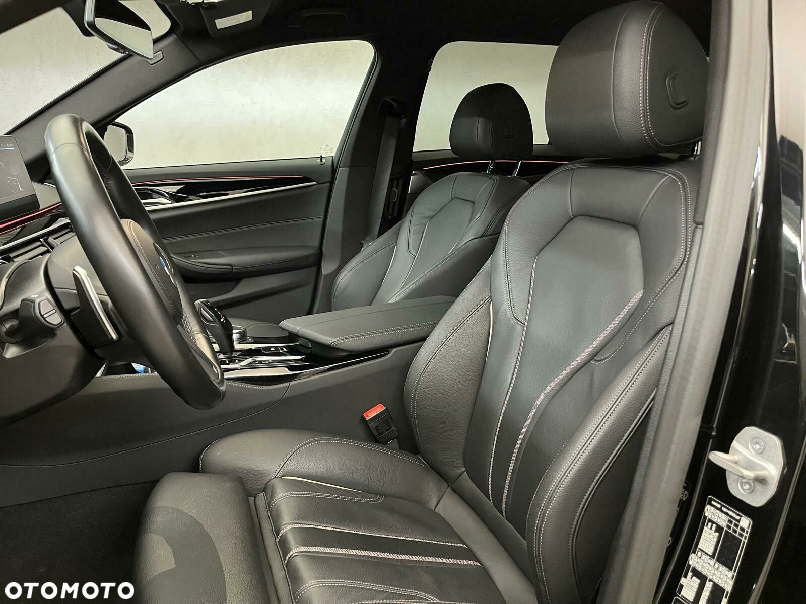 BMW Seria 5 - 22