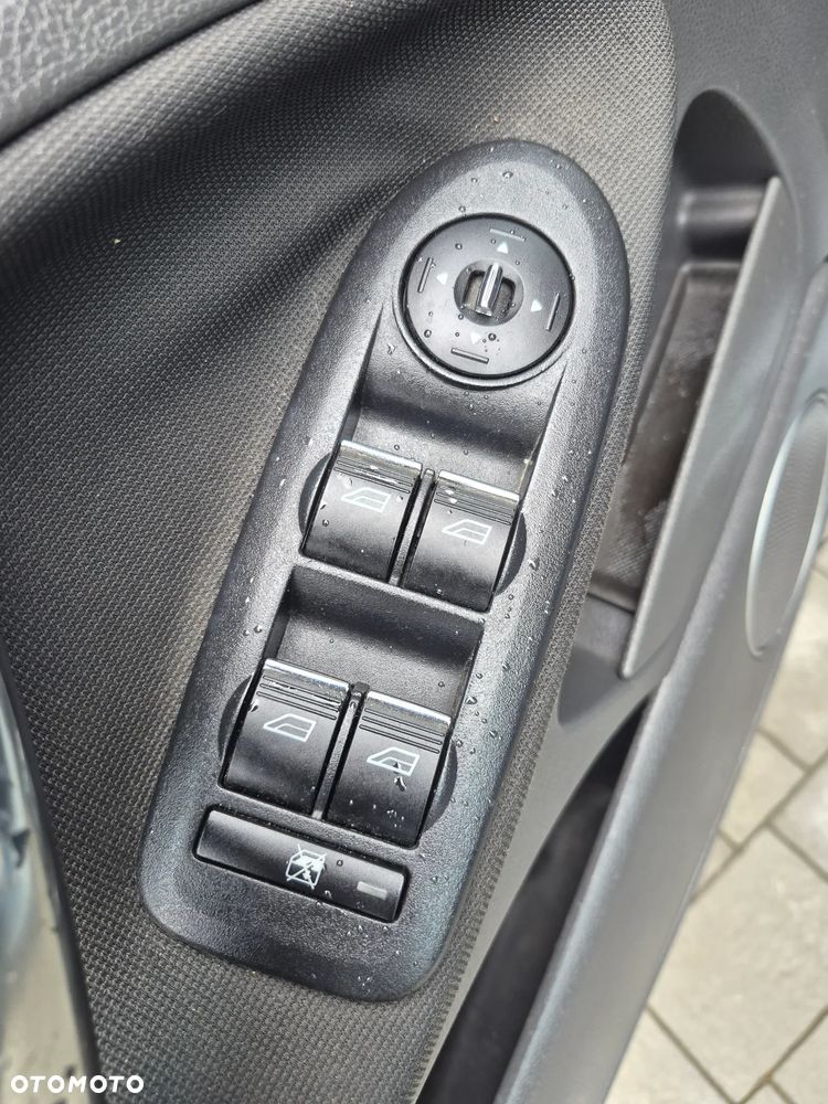 Ford Focus C-Max 1.8 Platinium X - 14