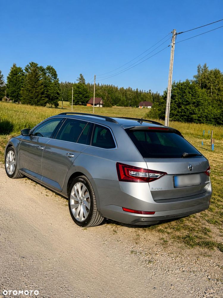 Skoda Superb 2019 photo 3