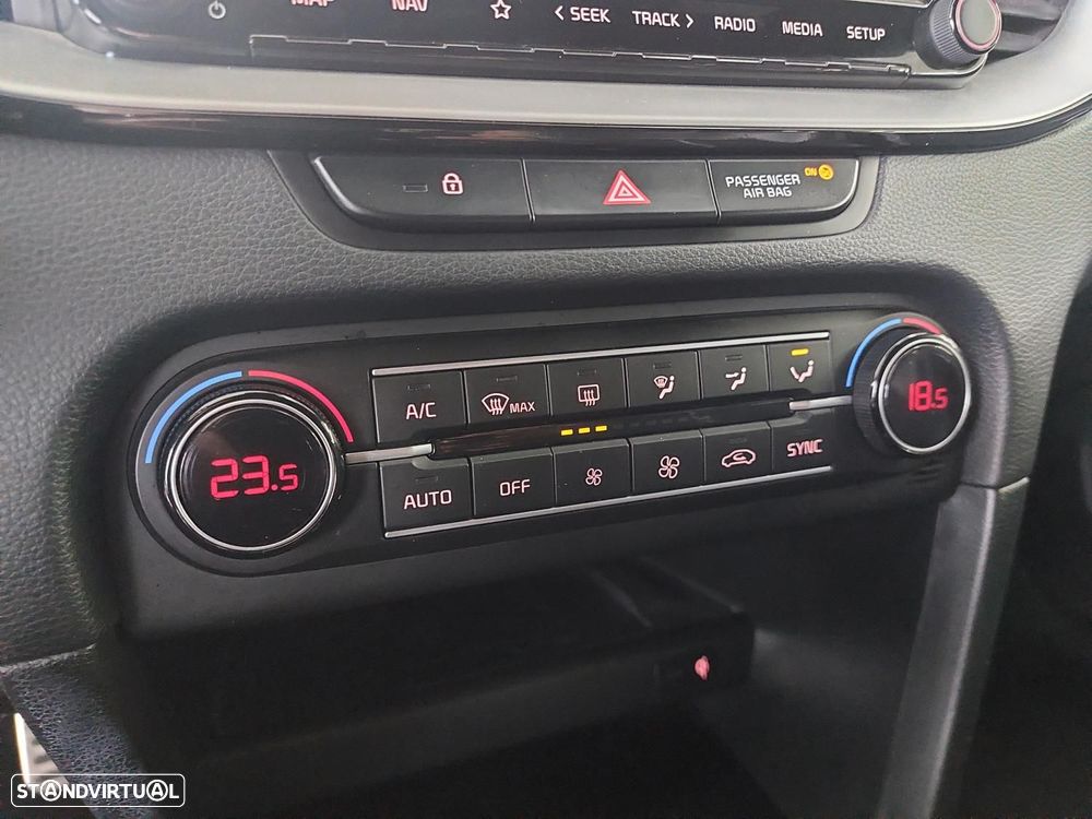 Kia ProCeed 1.0 T-GDI GT Line - 32