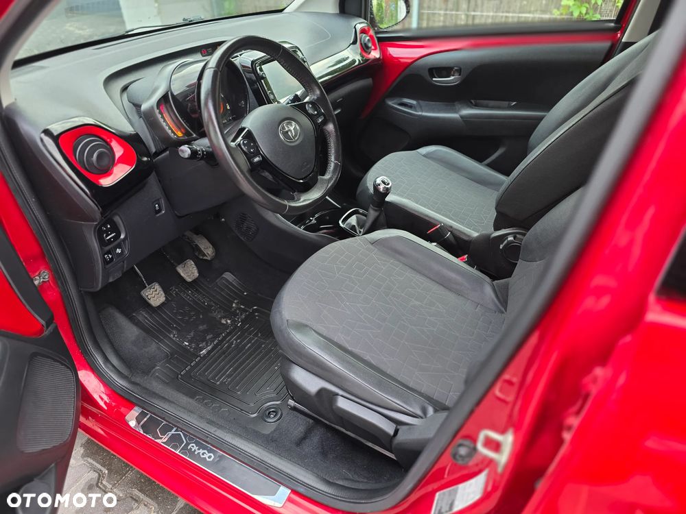 Toyota Aygo 1.0 VVT-i JBL Edition - 7