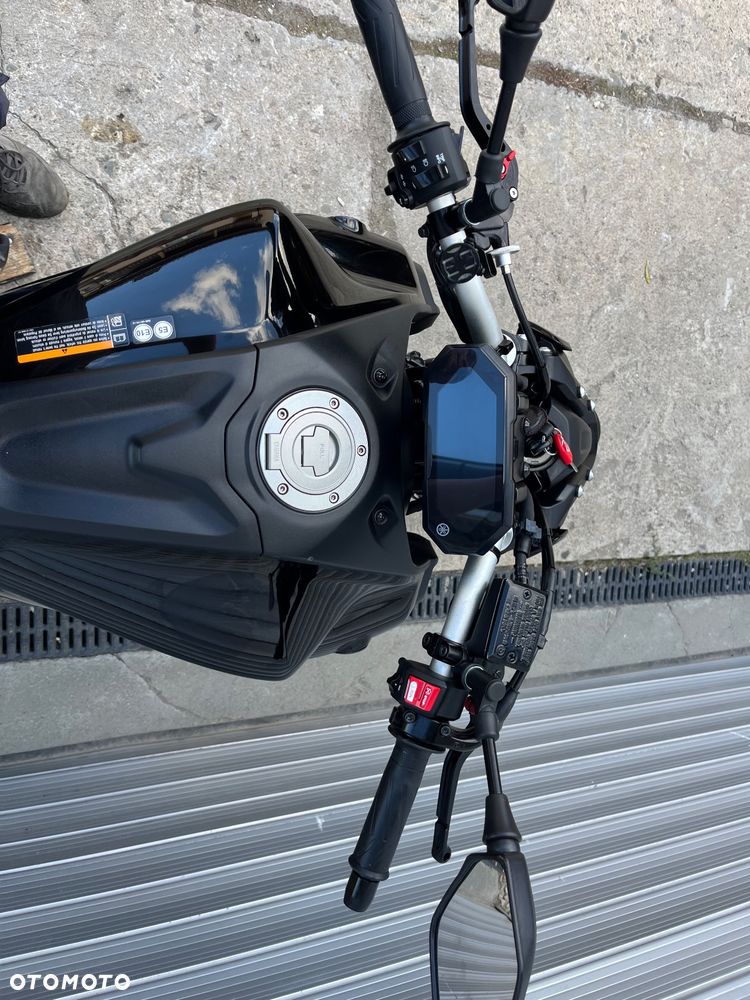 Yamaha MT - 13