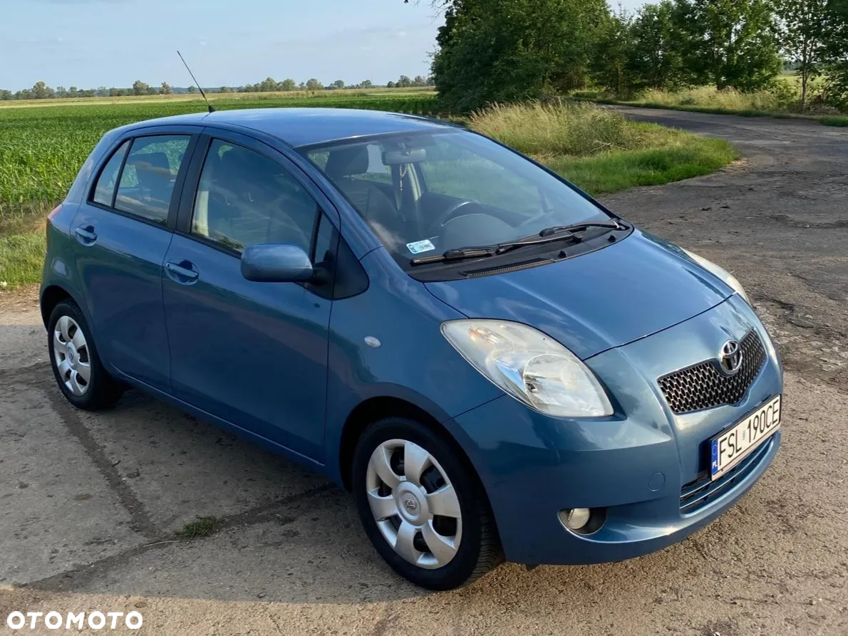 Toyota Yaris - 3