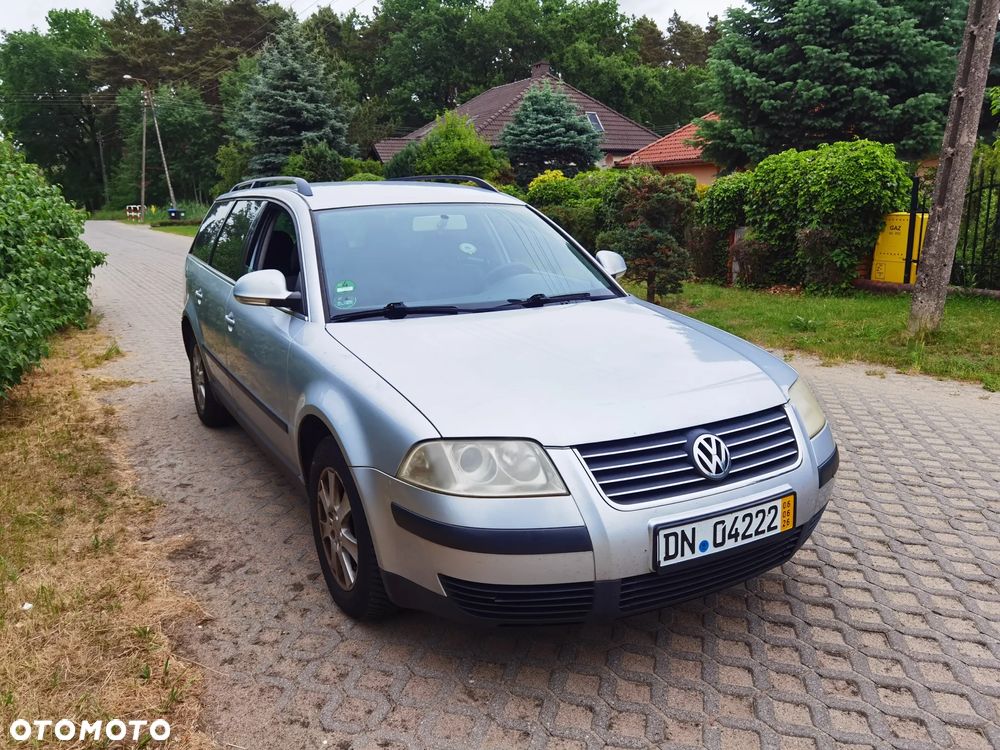 Volkswagen Passat 1.9 TDI Comfortline Family - 1