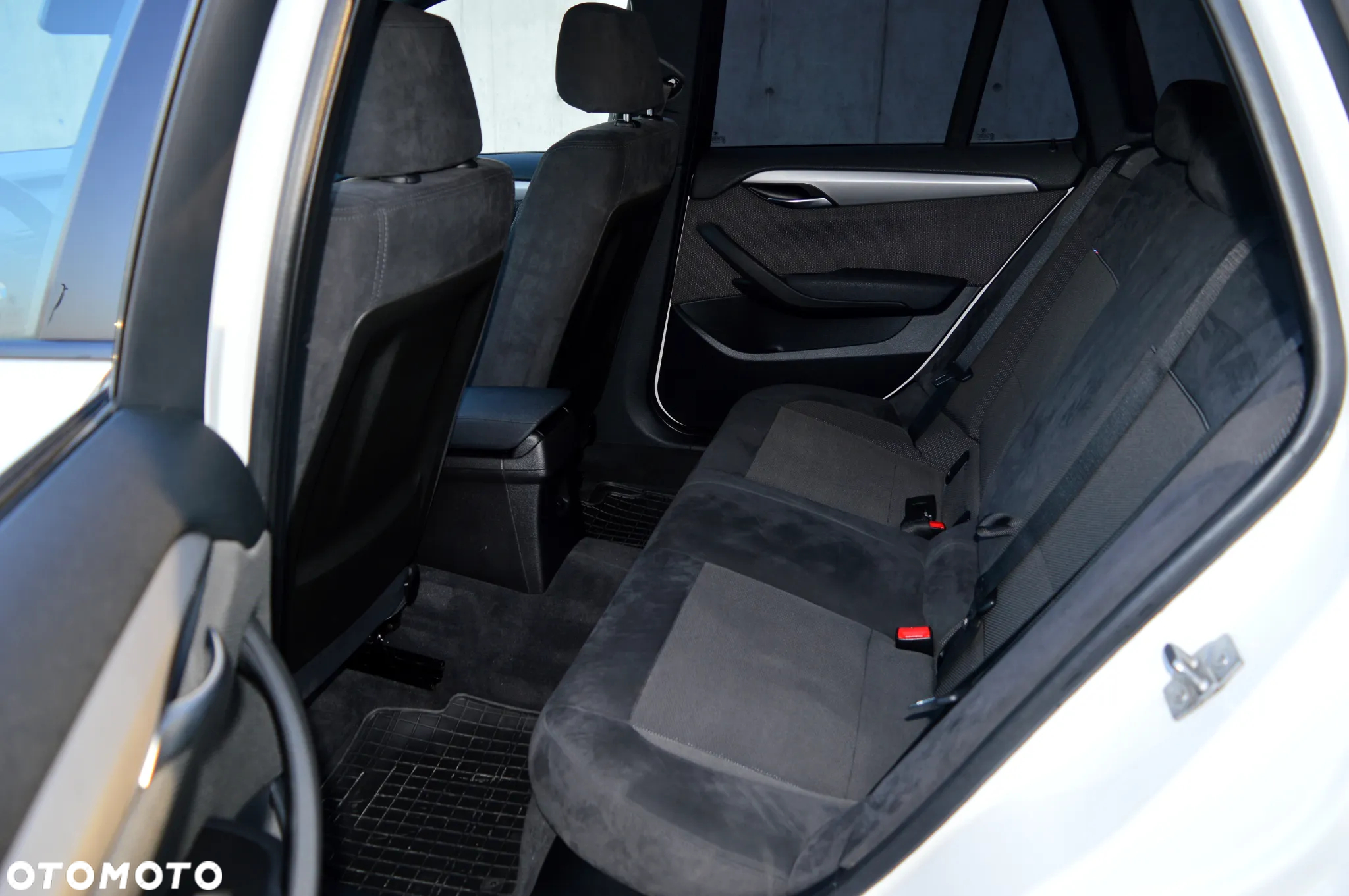 BMW X1 xDrive20d - 11