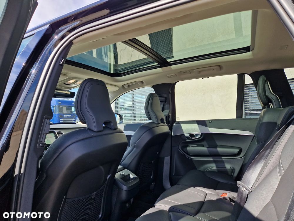 Volvo XC 90 B5 D AWD Plus Bright - 17