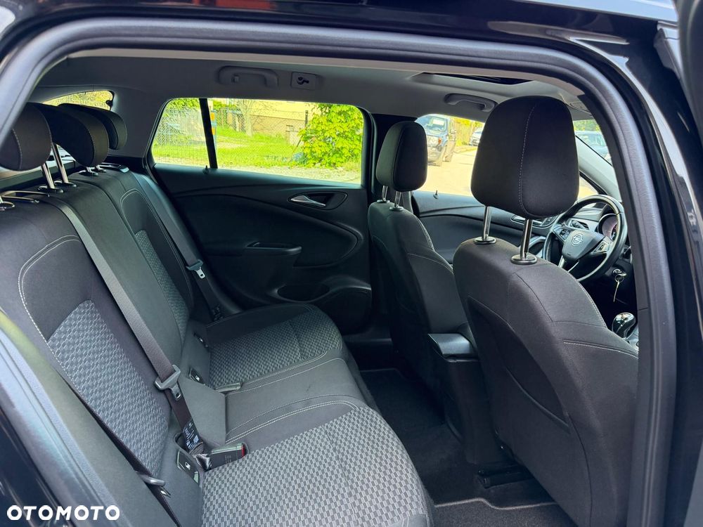 Opel Astra 1.6 CDTI Sport - 20