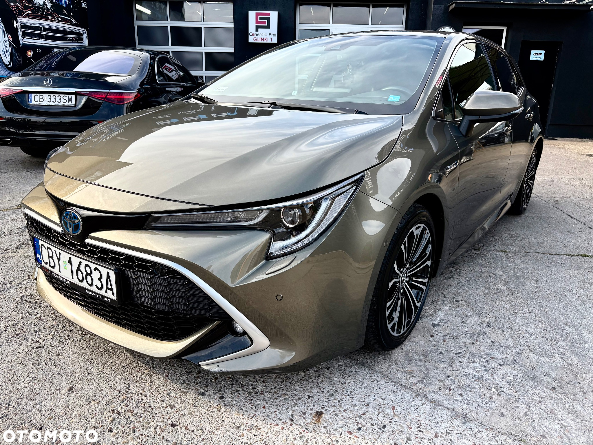 Toyota Corolla 2.0 Hybrid Executive - 2