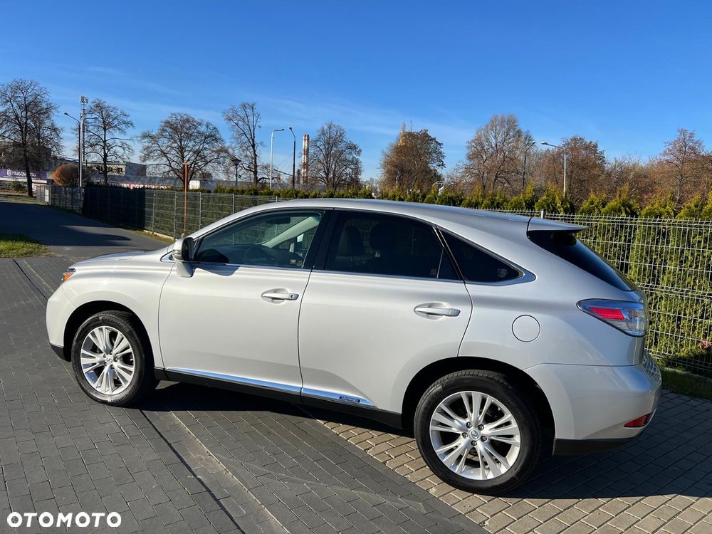 Lexus RX 450h (hybrid) - 8