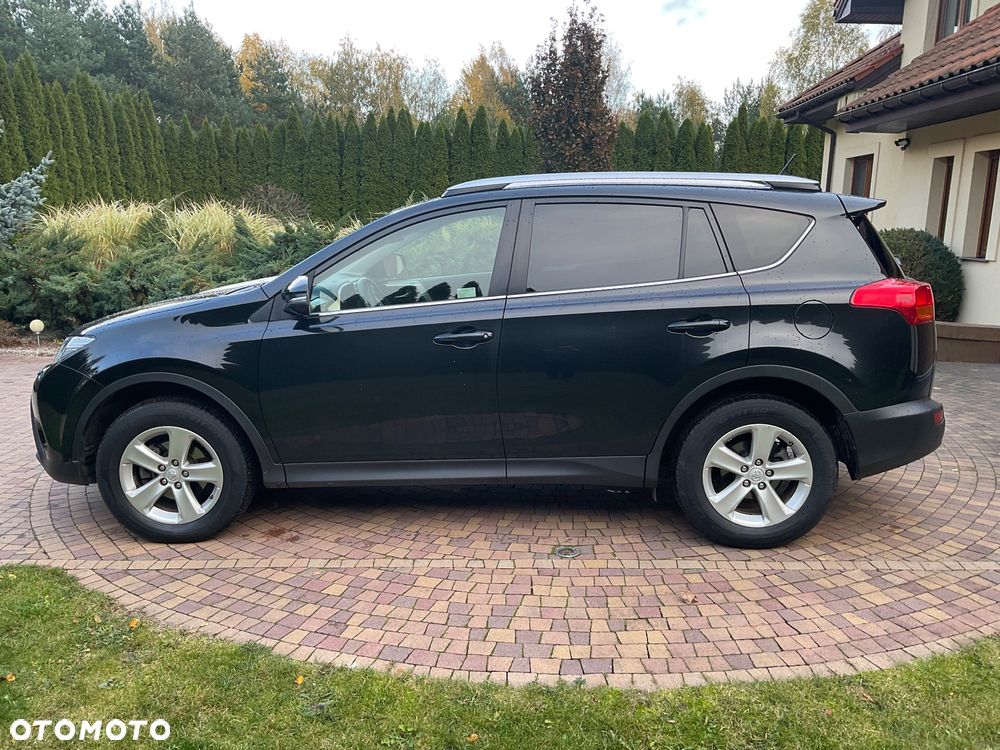 Toyota RAV4 - 8