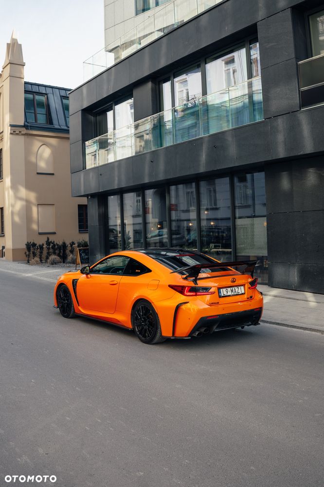 Lexus RC F Carbon - 2