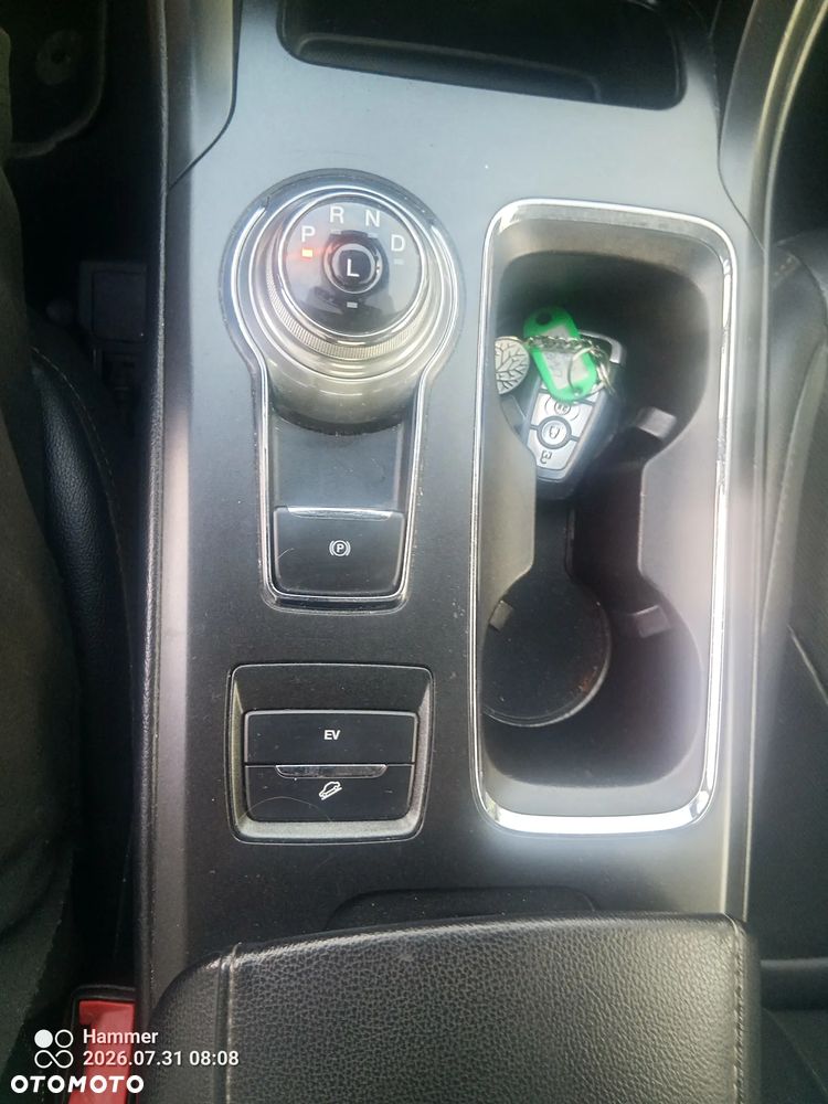 Ford Fusion - 28