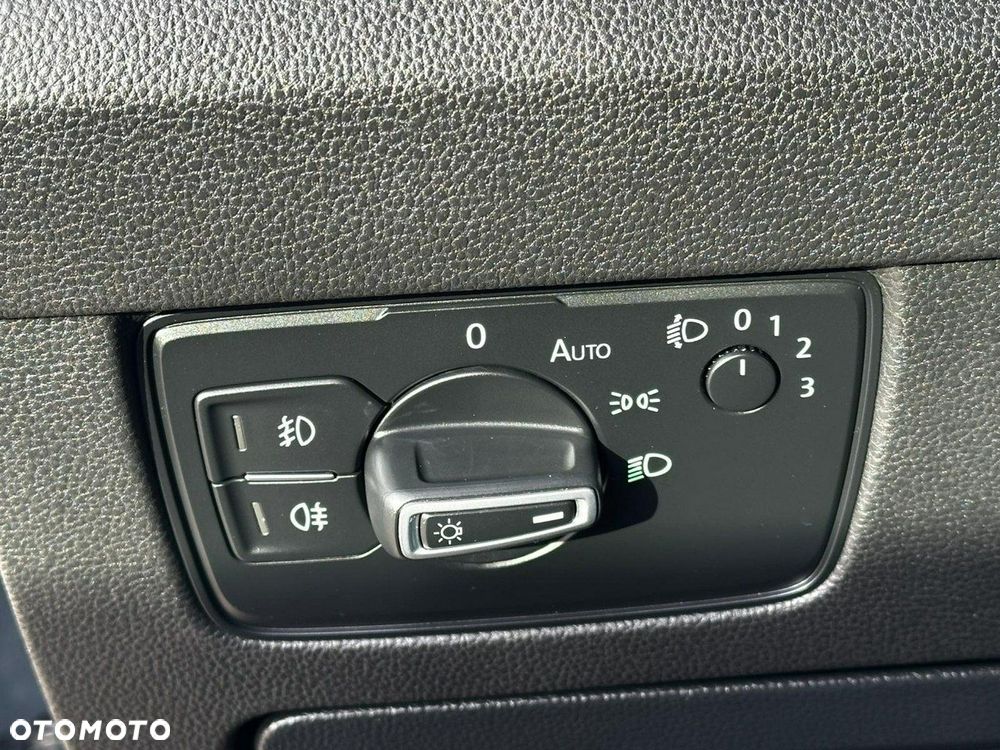 Volkswagen Passat Variant - 32