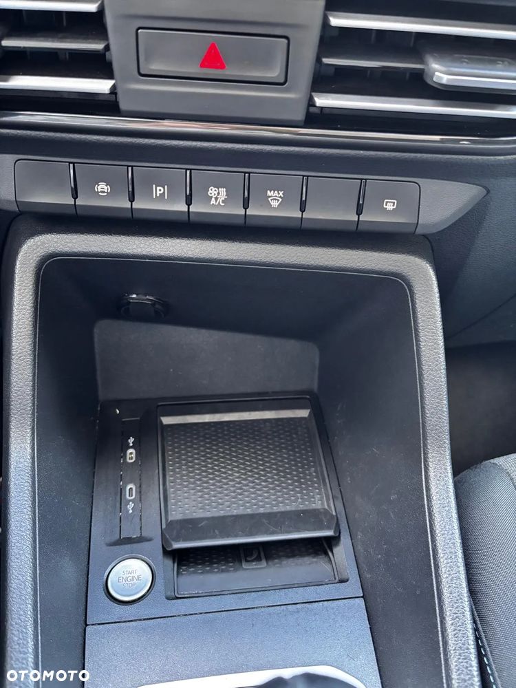 Ford Tourneo Connect Grand 2.0 EcoBlue Active - 26