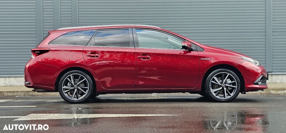 Toyota Auris - 25