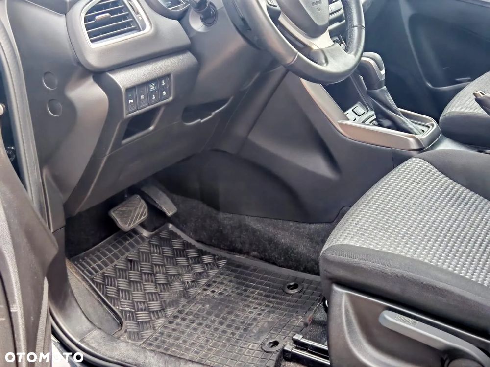 Suzuki SX4 S-Cross 1.5 DualJet Hybrid Premium AGS - 16