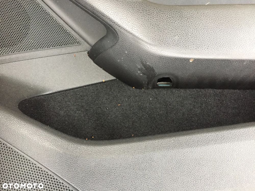 VW PASSAT B8 18R FOTELE PRZÓD + TYŁ KPL - 11