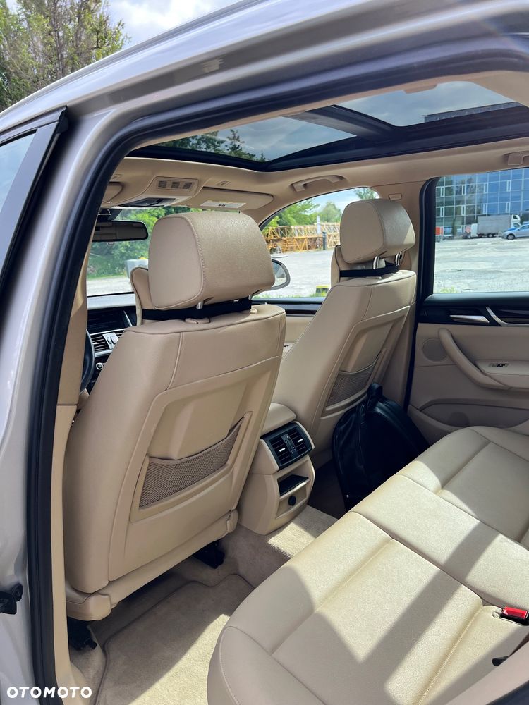 BMW X3 xDrive28i - 23