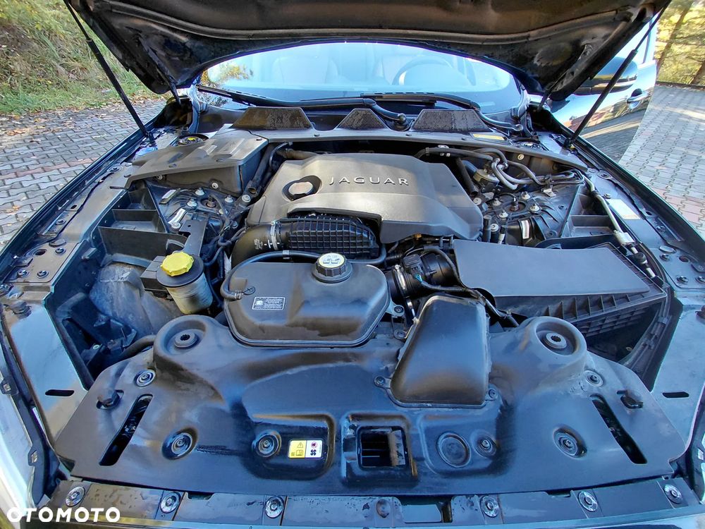 Jaguar XJ - 15