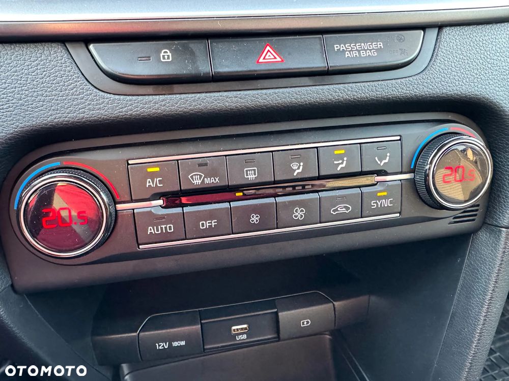 Kia XCeed 1.0 T-GDI M - 22